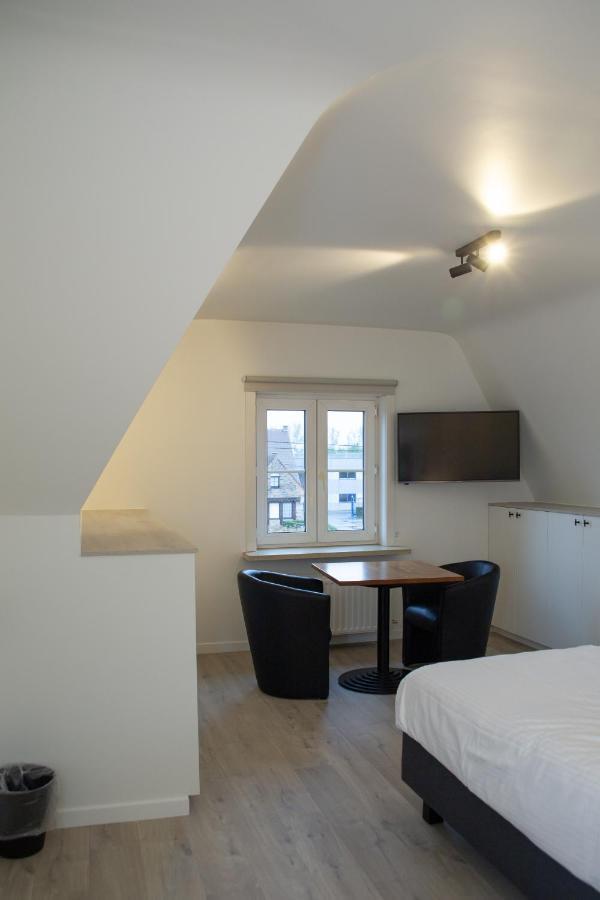 Hotel Swaenenburg Oostrozebeke Εξωτερικό φωτογραφία